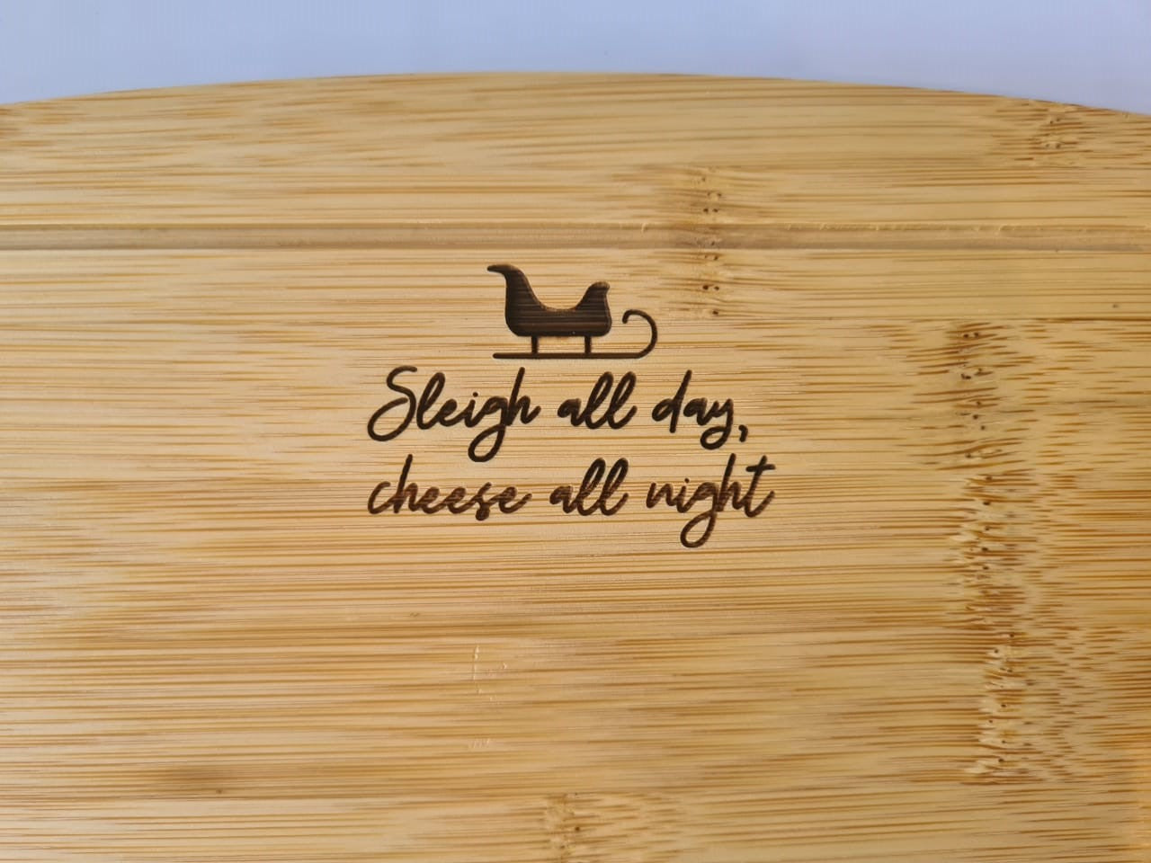 Premium Gourmet Gift - Extra Virgin Olive Oil & Balsamic Vinegar Gift Set with Bamboo Cheese Board (Sleigh)